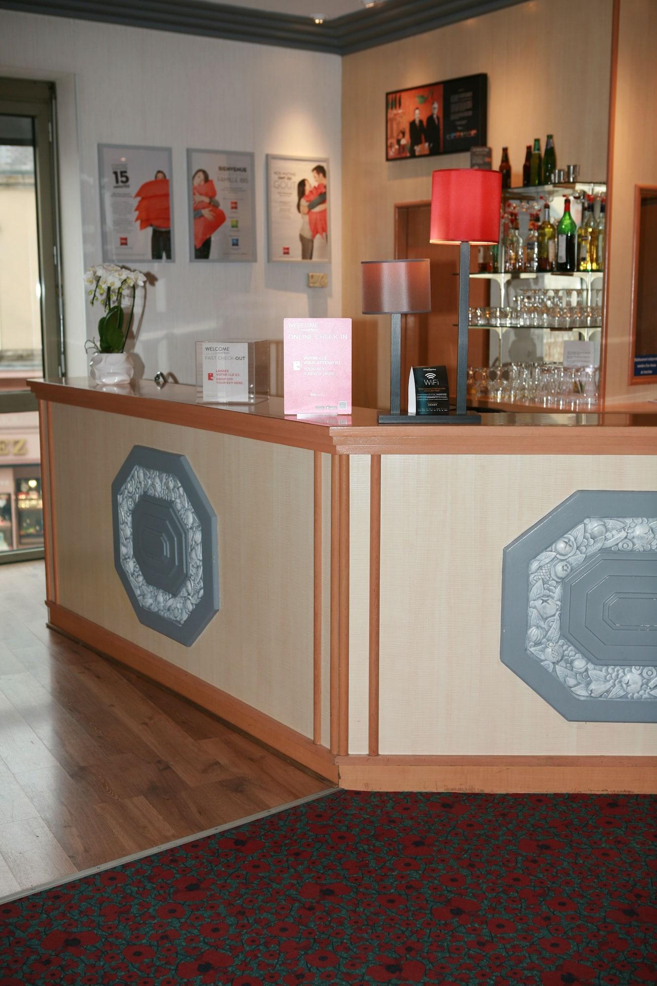 Ibis Châteauroux エクステリア 写真