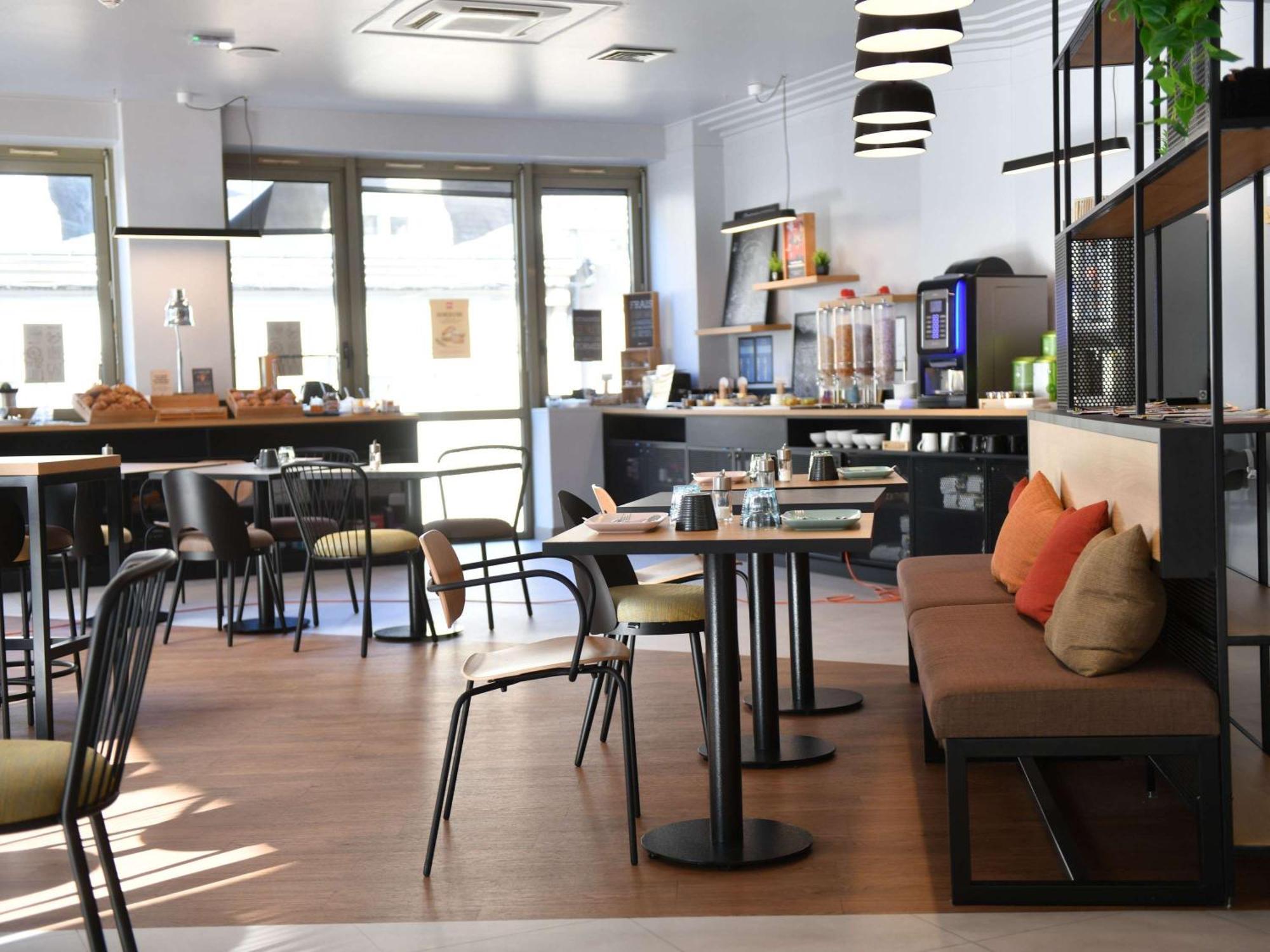 Ibis Châteauroux エクステリア 写真