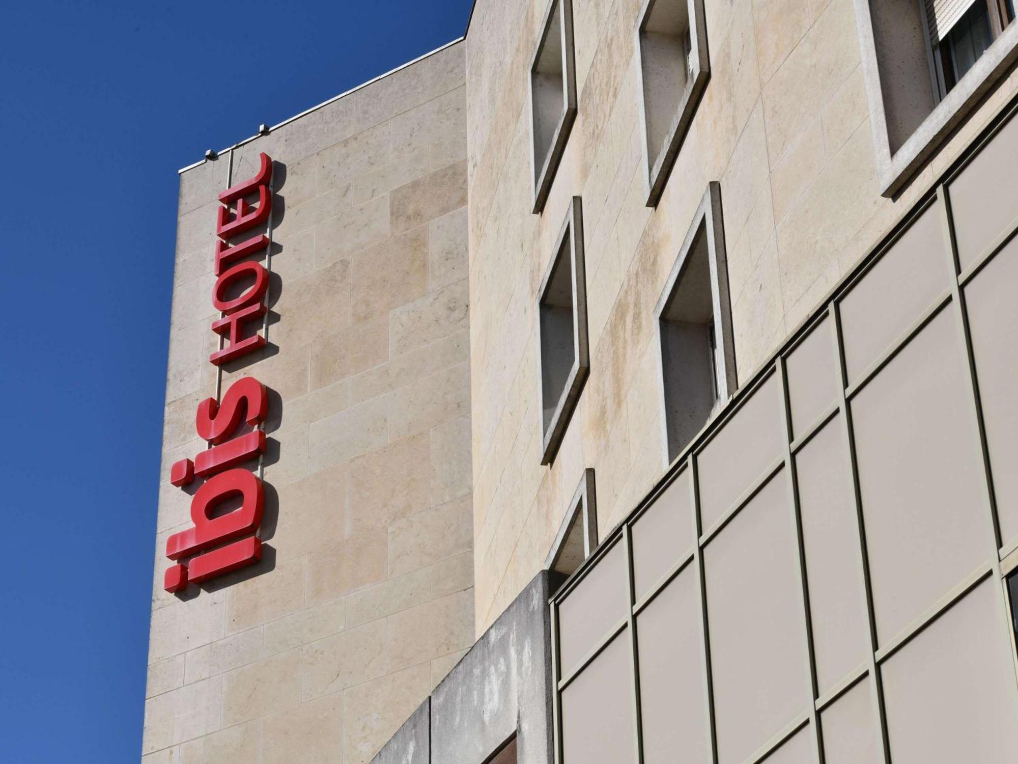 Ibis Châteauroux エクステリア 写真