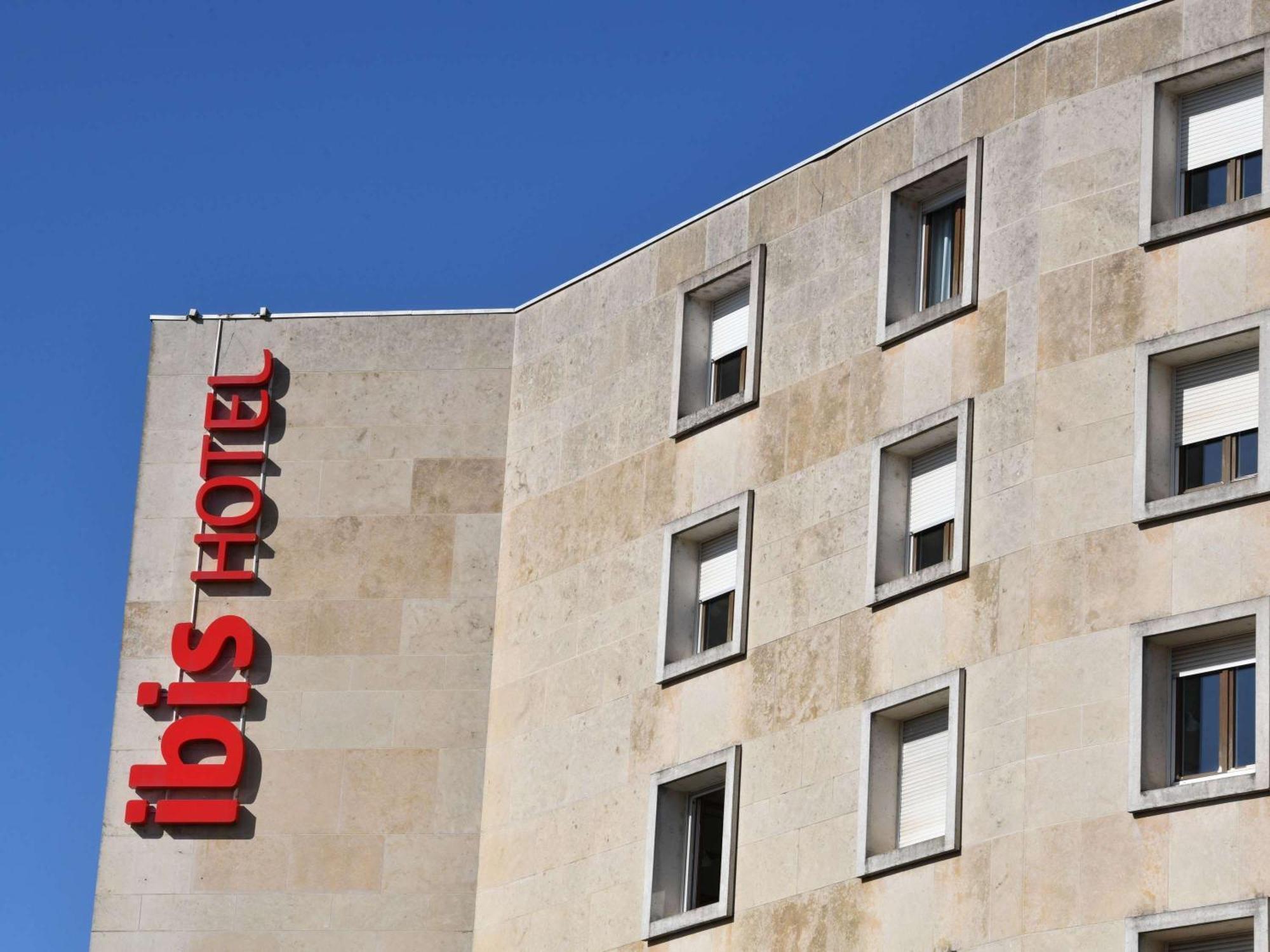 Ibis Châteauroux エクステリア 写真