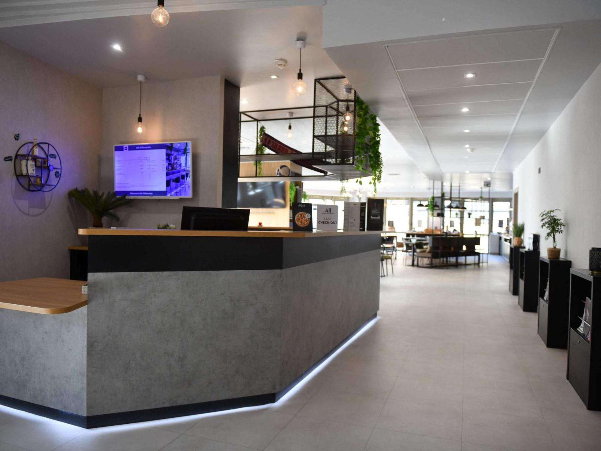 Ibis Châteauroux エクステリア 写真