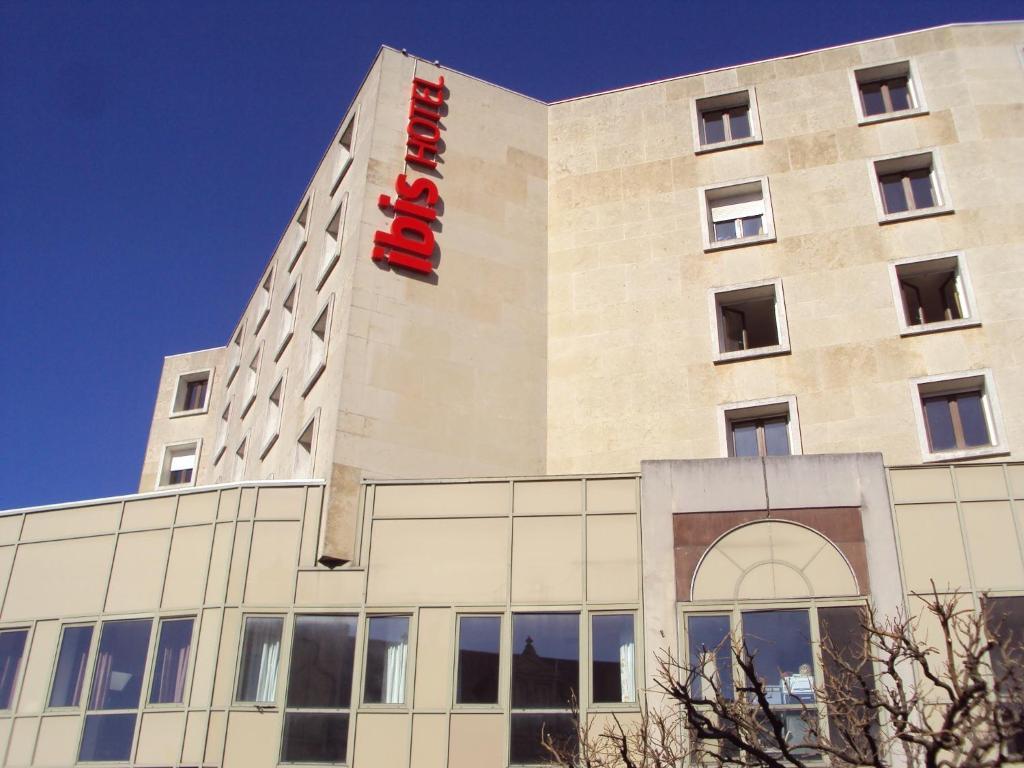 Ibis Châteauroux エクステリア 写真